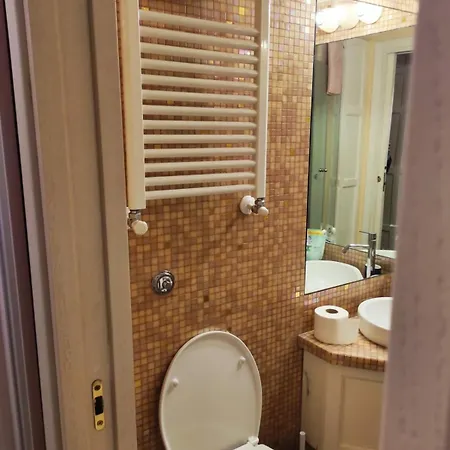 Library's House * روما