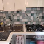 Library's House Apartman